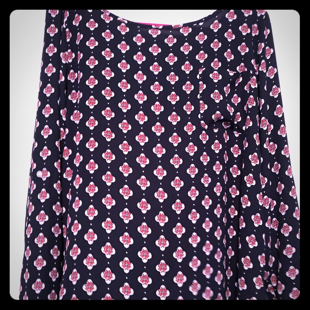 Women’s long sleeve blouse